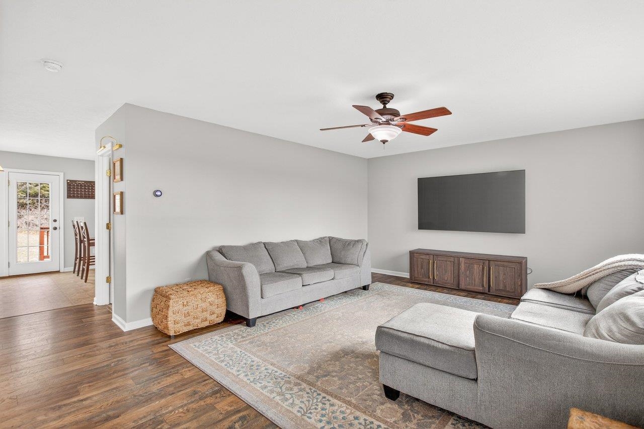 573 POINTE DR, HARRISONBURG, Virginia 22801, 3 Bedrooms Bedrooms, ,2 BathroomsBathrooms,Residential,573 POINTE DR,673953 MLS # 673953