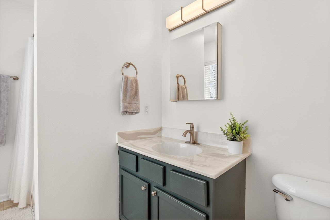 573 POINTE DR, HARRISONBURG, Virginia 22801, 3 Bedrooms Bedrooms, ,2 BathroomsBathrooms,Residential,573 POINTE DR,673953 MLS # 673953