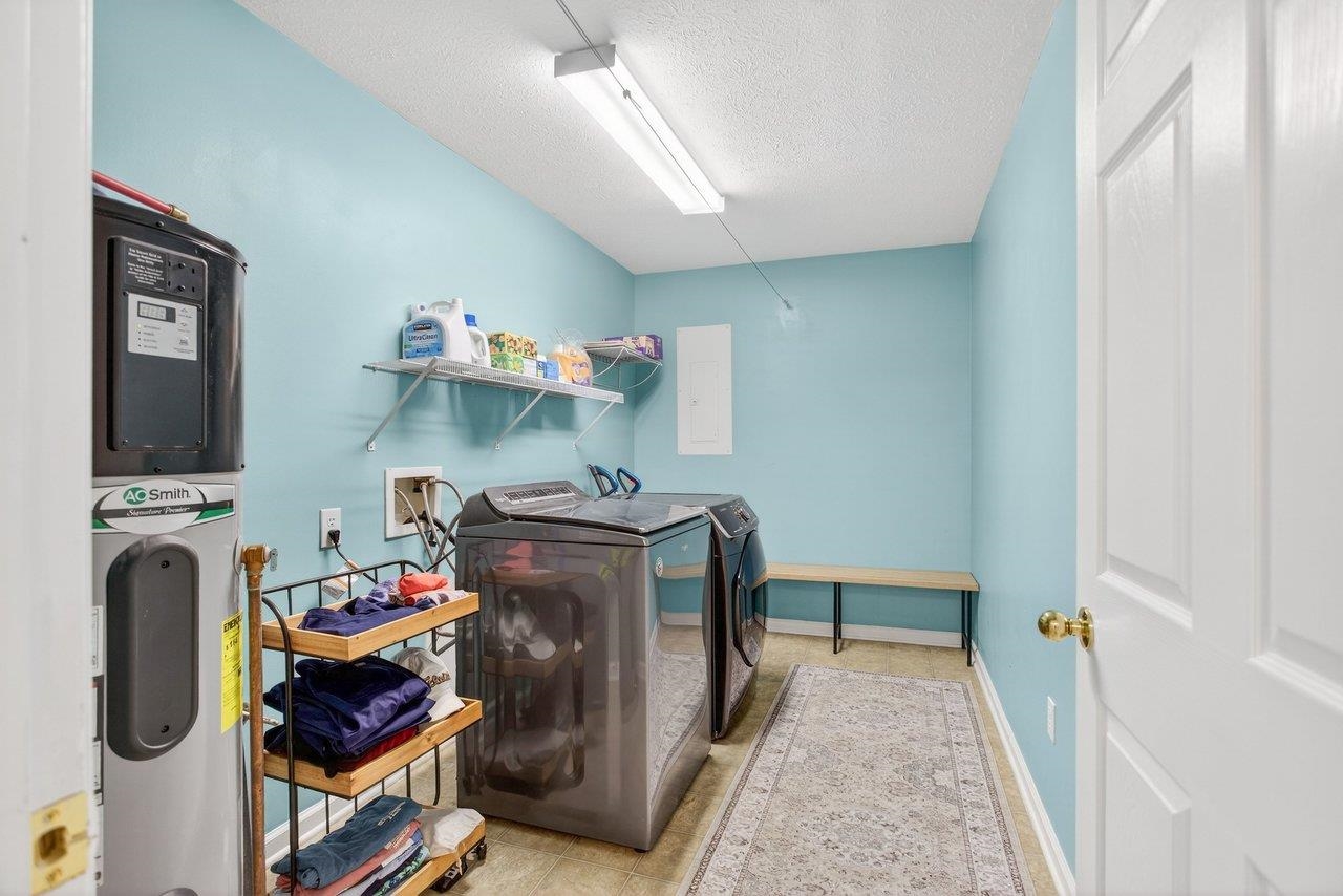 573 POINTE DR, HARRISONBURG, Virginia 22801, 3 Bedrooms Bedrooms, ,2 BathroomsBathrooms,Residential,573 POINTE DR,673953 MLS # 673953