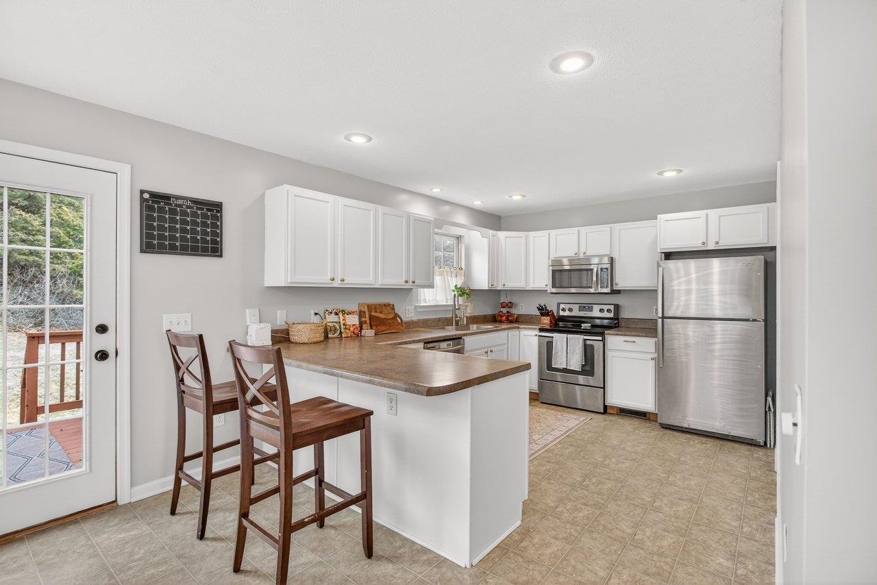 573 POINTE DR, HARRISONBURG, Virginia 22801, 3 Bedrooms Bedrooms, ,2 BathroomsBathrooms,Residential,573 POINTE DR,673953 MLS # 673953