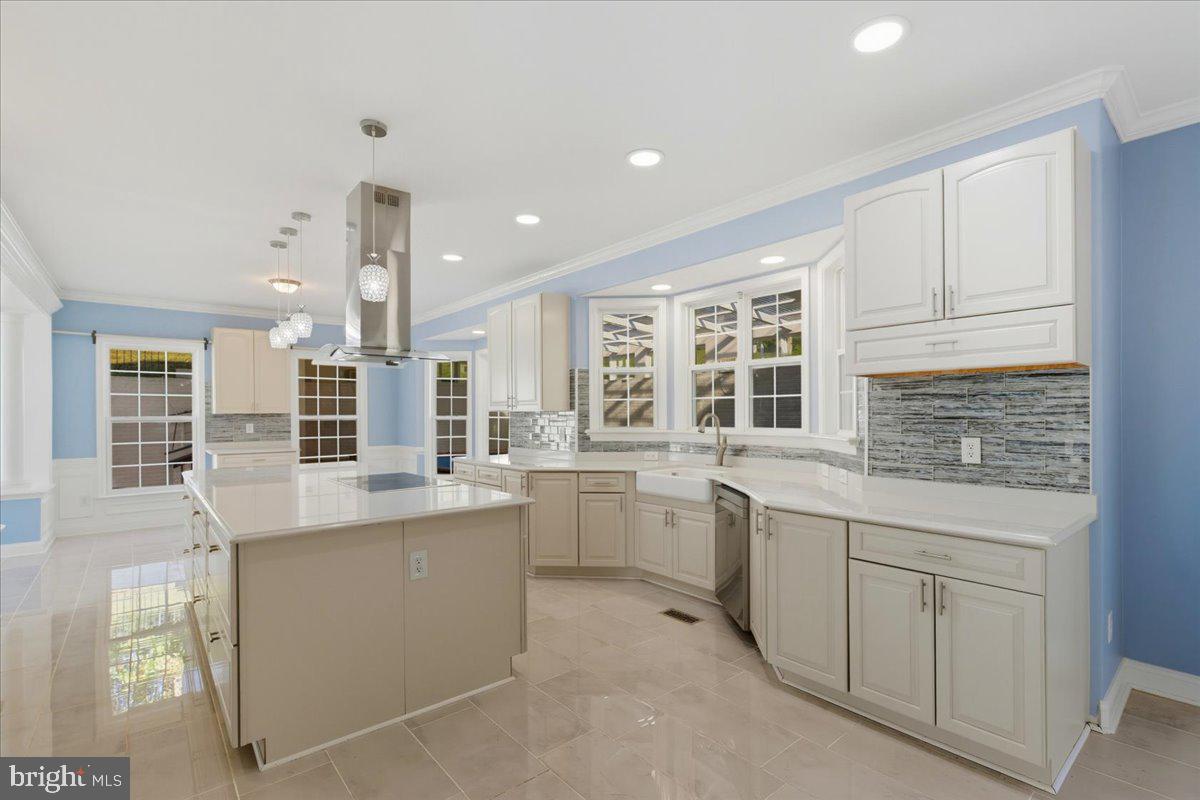 26 SENTINEL RIDGE LN, STAFFORD, Virginia 22554, 6 Bedrooms Bedrooms, ,5 BathroomsBathrooms,Residential,For sale,26 SENTINEL RIDGE LN,VAST2046652 MLS # VAST2046652