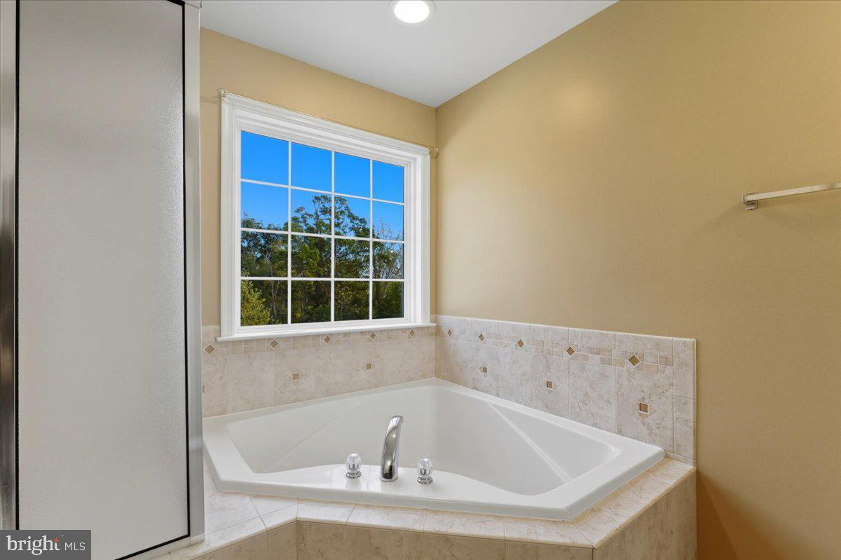 26 SENTINEL RIDGE LN, STAFFORD, Virginia 22554, 6 Bedrooms Bedrooms, ,5 BathroomsBathrooms,Residential,For sale,26 SENTINEL RIDGE LN,VAST2046652 MLS # VAST2046652