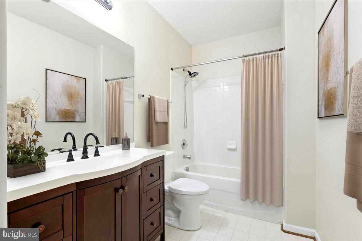 26 SENTINEL RIDGE LN, STAFFORD, Virginia 22554, 6 Bedrooms Bedrooms, ,5 BathroomsBathrooms,Residential,For sale,26 SENTINEL RIDGE LN,VAST2046652 MLS # VAST2046652