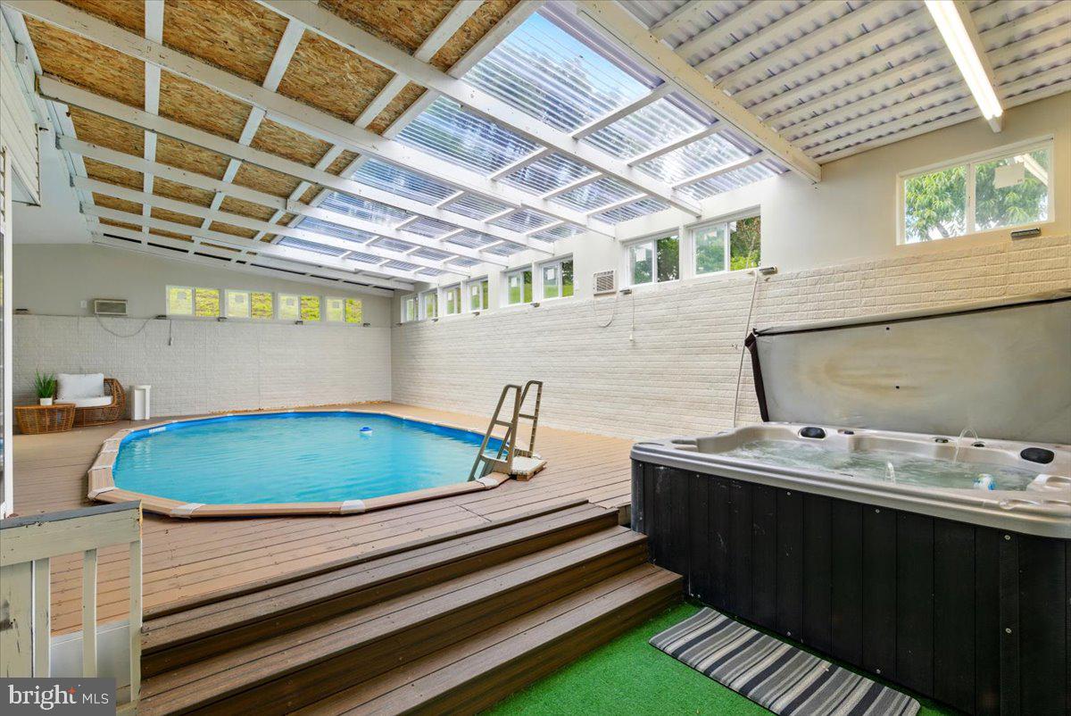 26 SENTINEL RIDGE LN, STAFFORD, Virginia 22554, 6 Bedrooms Bedrooms, ,5 BathroomsBathrooms,Residential,For sale,26 SENTINEL RIDGE LN,VAST2046652 MLS # VAST2046652