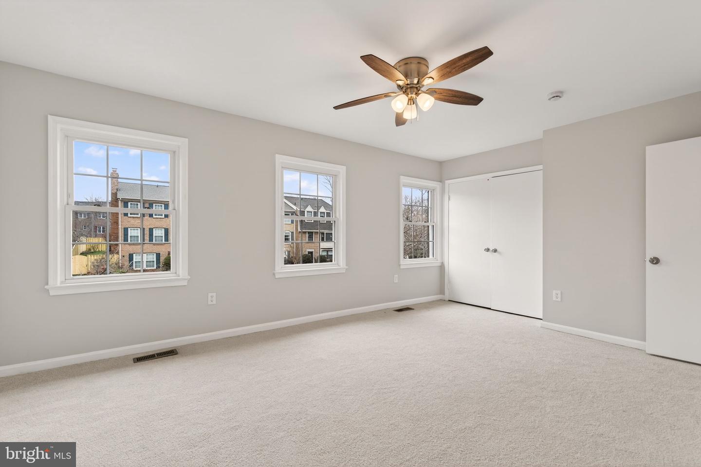 8219 DOCTOR CRAIK CT, ALEXANDRIA, Virginia 22306, 3 Bedrooms Bedrooms, ,3 BathroomsBathrooms,Residential,For sale,8219 DOCTOR CRAIK CT,VAFX2294322 MLS # VAFX2294322