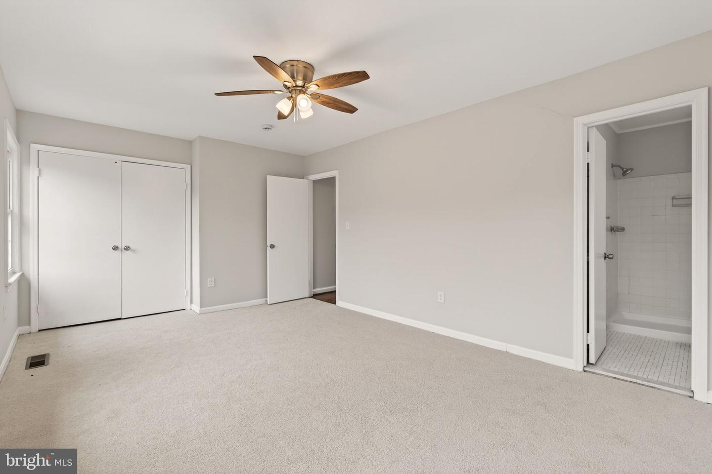 8219 DOCTOR CRAIK CT, ALEXANDRIA, Virginia 22306, 3 Bedrooms Bedrooms, ,3 BathroomsBathrooms,Residential,For sale,8219 DOCTOR CRAIK CT,VAFX2294322 MLS # VAFX2294322