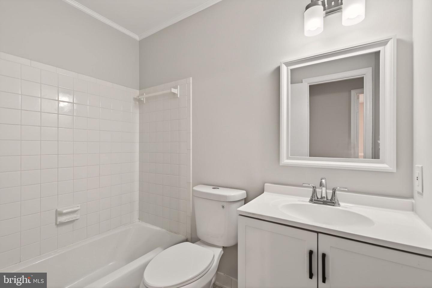 8219 DOCTOR CRAIK CT, ALEXANDRIA, Virginia 22306, 3 Bedrooms Bedrooms, ,3 BathroomsBathrooms,Residential,For sale,8219 DOCTOR CRAIK CT,VAFX2294322 MLS # VAFX2294322