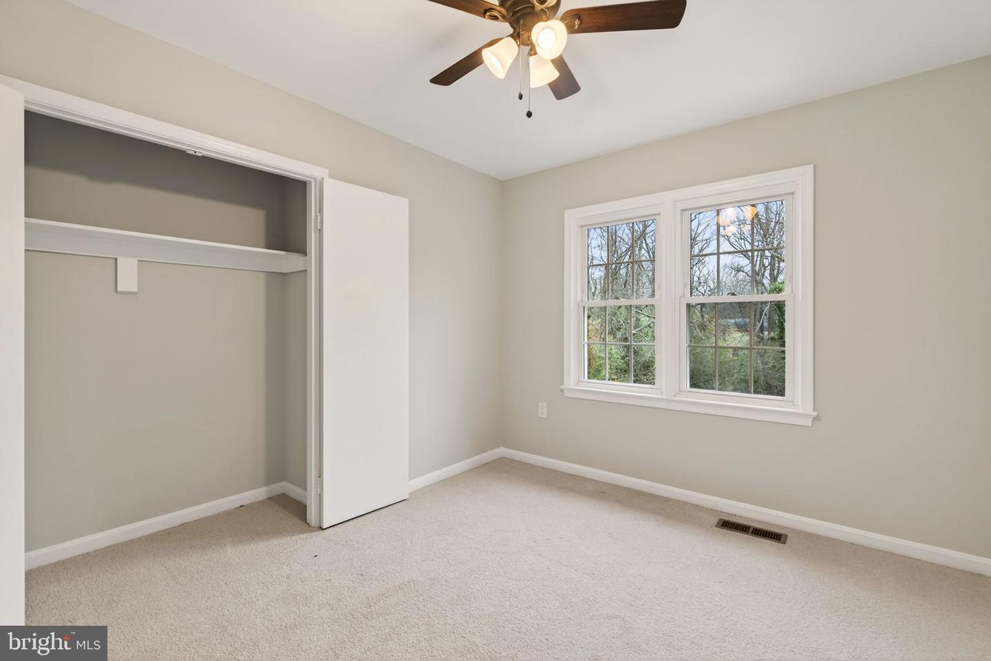 8219 DOCTOR CRAIK CT, ALEXANDRIA, Virginia 22306, 3 Bedrooms Bedrooms, ,3 BathroomsBathrooms,Residential,For sale,8219 DOCTOR CRAIK CT,VAFX2294322 MLS # VAFX2294322