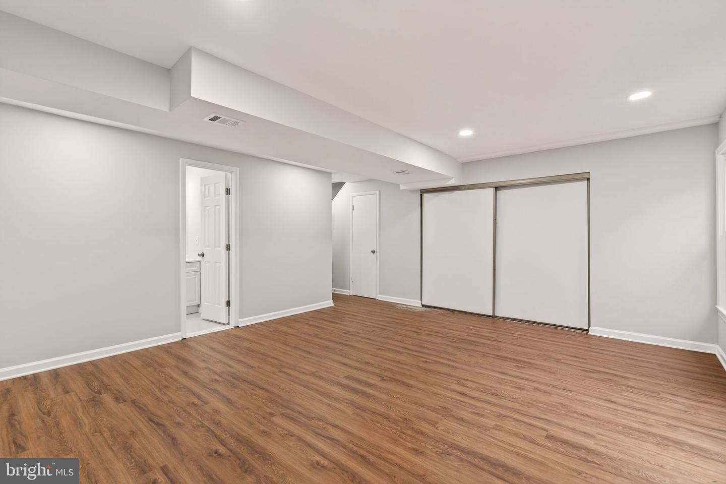 8219 DOCTOR CRAIK CT, ALEXANDRIA, Virginia 22306, 3 Bedrooms Bedrooms, ,3 BathroomsBathrooms,Residential,For sale,8219 DOCTOR CRAIK CT,VAFX2294322 MLS # VAFX2294322