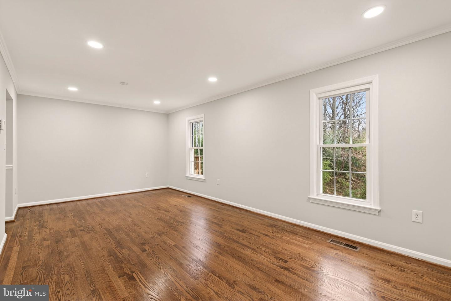 8219 DOCTOR CRAIK CT, ALEXANDRIA, Virginia 22306, 3 Bedrooms Bedrooms, ,3 BathroomsBathrooms,Residential,For sale,8219 DOCTOR CRAIK CT,VAFX2294322 MLS # VAFX2294322