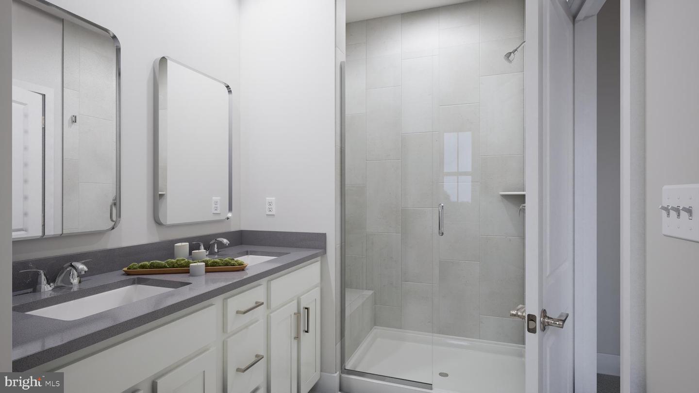 SHINING STAR SQ #TURNER 22-F2-RT, ASHBURN, Virginia 20148, 3 Bedrooms Bedrooms, ,2 BathroomsBathrooms,Residential,For sale,SHINING STAR SQ #TURNER 22-F2-RT,VALO2117448 MLS # VALO2117448