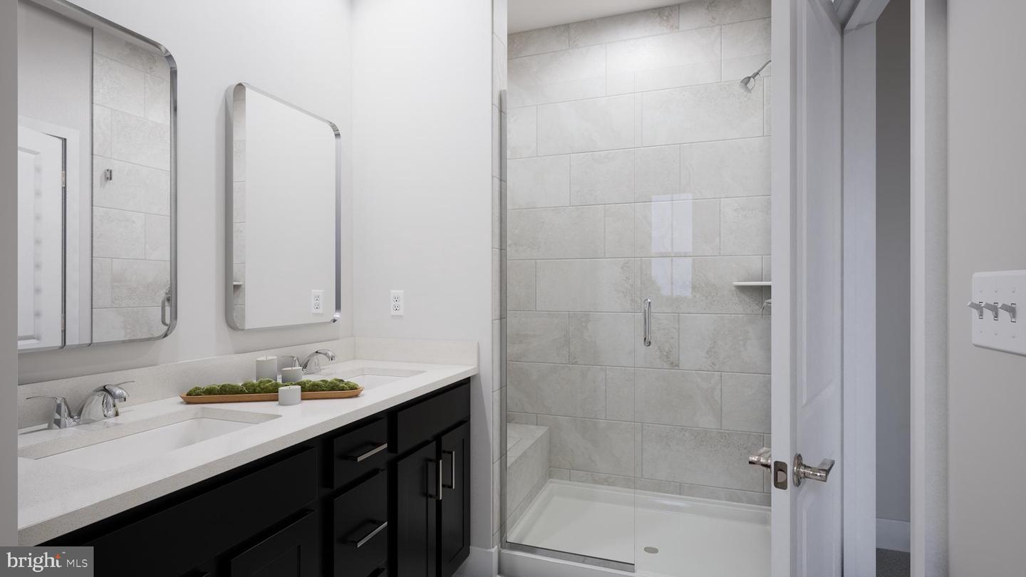 SHINING STAR SQ #TURNER 22-F2-RT, ASHBURN, Virginia 20148, 3 Bedrooms Bedrooms, ,2 BathroomsBathrooms,Residential,For sale,SHINING STAR SQ #TURNER 22-F2-RT,VALO2117448 MLS # VALO2117448