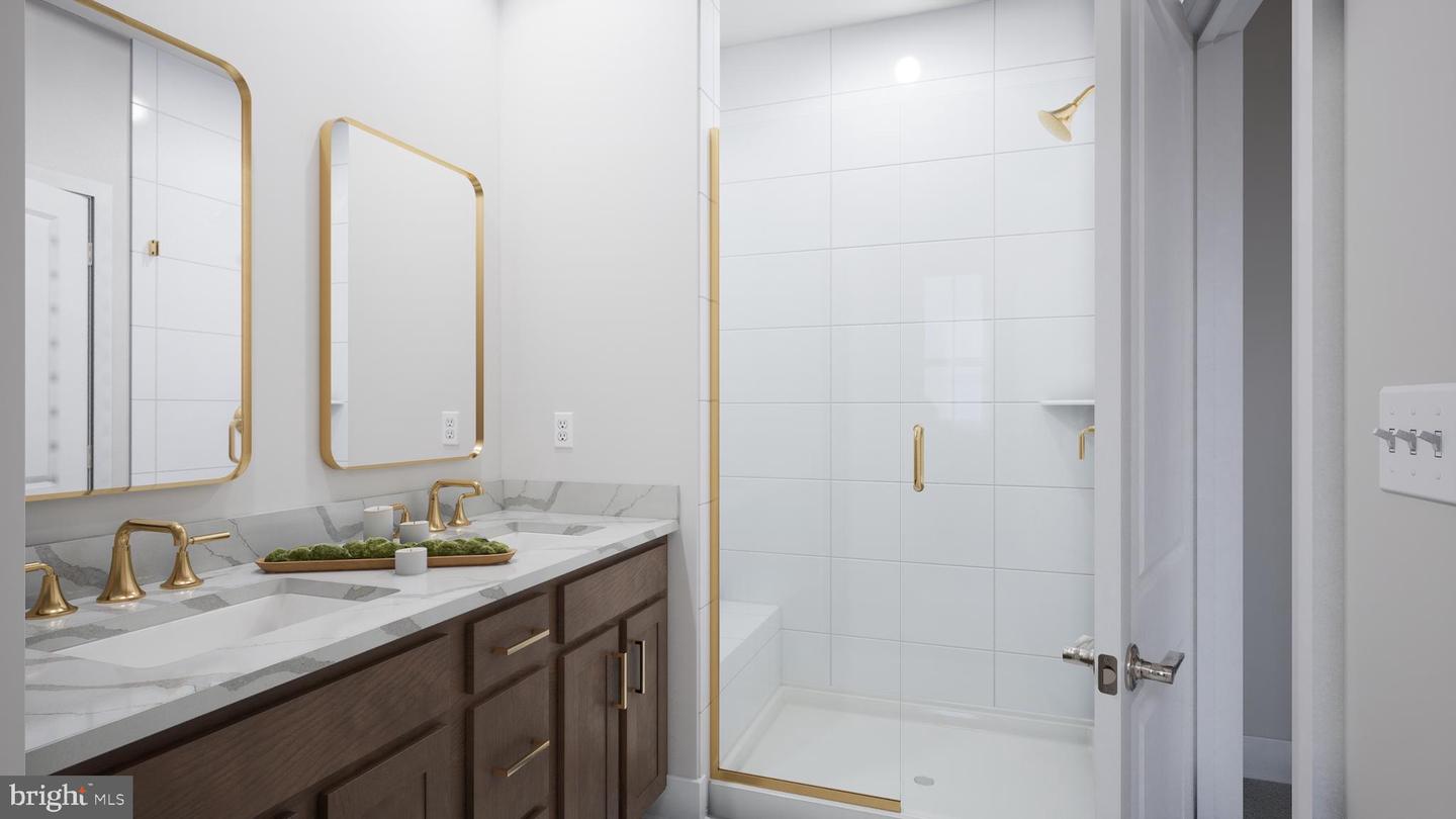 SHINING STAR SQ #TURNER 22-F2-RT, ASHBURN, Virginia 20148, 3 Bedrooms Bedrooms, ,2 BathroomsBathrooms,Residential,For sale,SHINING STAR SQ #TURNER 22-F2-RT,VALO2117448 MLS # VALO2117448