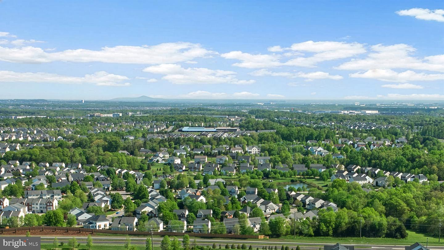 TENDULKAR CT #SABLE 24-F2, ALDIE, Virginia 20105, 4 Bedrooms Bedrooms, ,2 BathroomsBathrooms,Residential,For sale,TENDULKAR CT #SABLE 24-F2,VALO2117456 MLS # VALO2117456