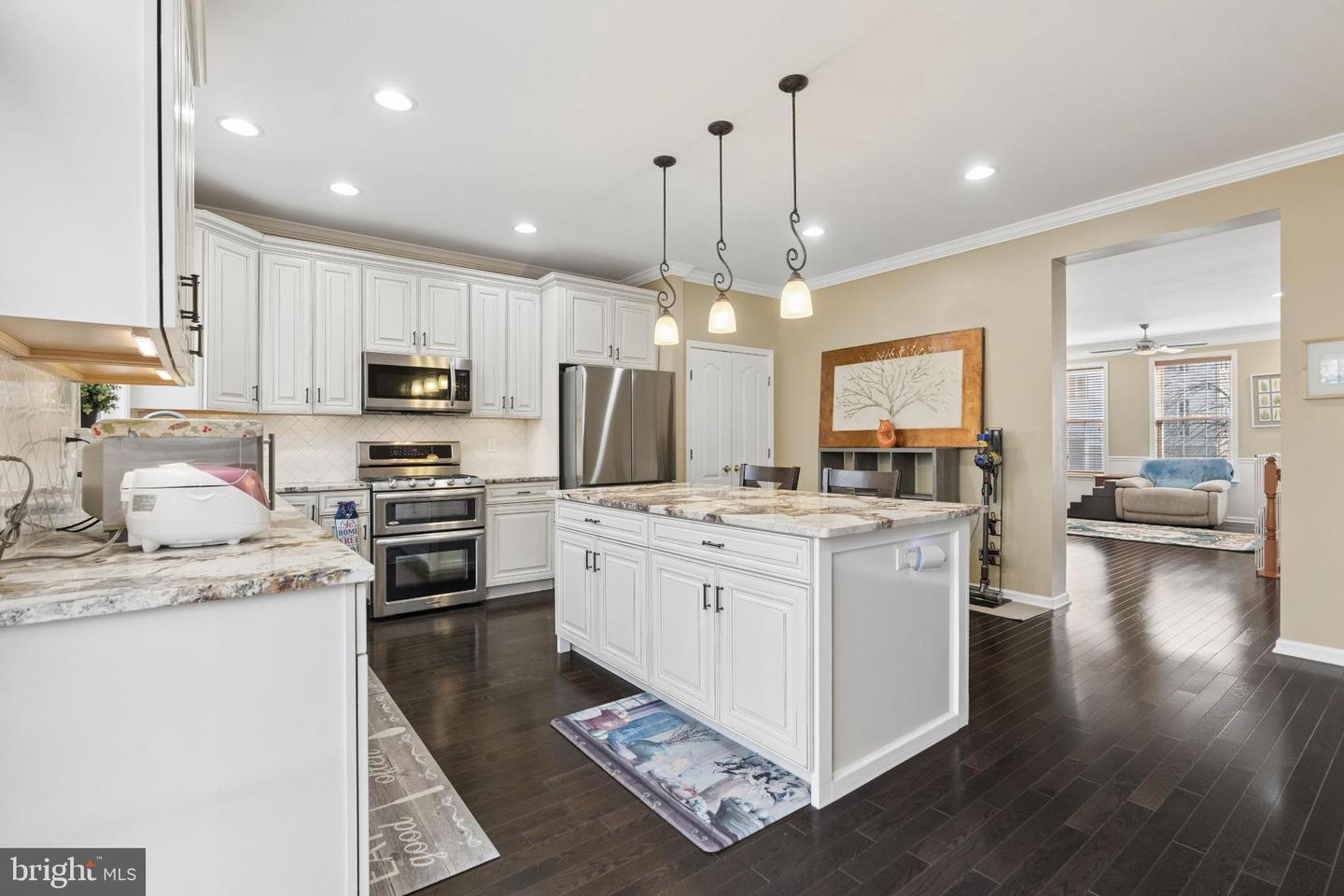 12638 HERON RIDGE DR, FAIRFAX, Virginia 22030, 3 Bedrooms Bedrooms, ,3 BathroomsBathrooms,Residential,For sale,12638 HERON RIDGE DR,VAFX2294392 MLS # VAFX2294392