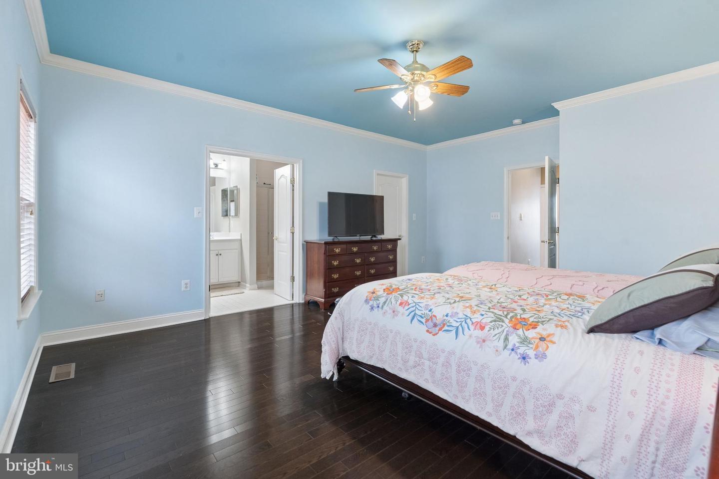 12638 HERON RIDGE DR, FAIRFAX, Virginia 22030, 3 Bedrooms Bedrooms, ,3 BathroomsBathrooms,Residential,For sale,12638 HERON RIDGE DR,VAFX2294392 MLS # VAFX2294392