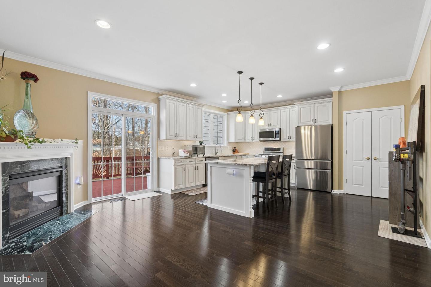 12638 HERON RIDGE DR, FAIRFAX, Virginia 22030, 3 Bedrooms Bedrooms, ,3 BathroomsBathrooms,Residential,For sale,12638 HERON RIDGE DR,VAFX2294392 MLS # VAFX2294392