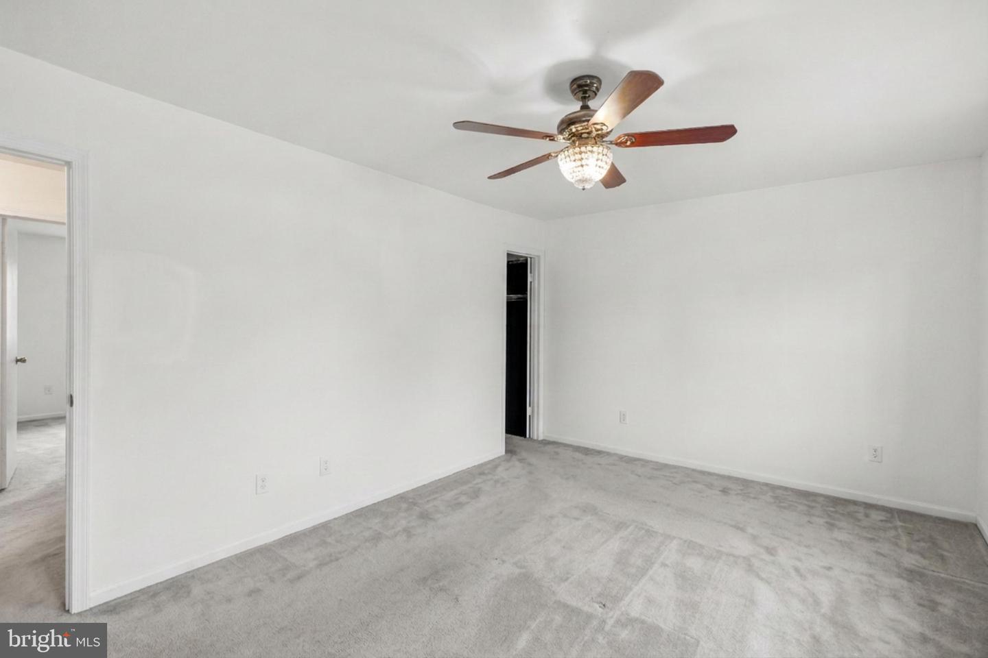 7858 SNEAD LN, FALLS CHURCH, Virginia 22043, 3 Bedrooms Bedrooms, ,2 BathroomsBathrooms,Residential,For sale,7858 SNEAD LN,VAFX2294412 MLS # VAFX2294412 7858 SNEAD LN, FALLS CHURCH, Virginia 22043, 3 Bedrooms Bedrooms, ,2 BathroomsBathrooms,Residential,For sale,7858 SNEAD LN,VAFX2294412 MLS # VAFX2294412