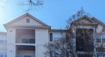 12140 GARDEN GROVE CIR #301, FAIRFAX, Virginia 22030, 2 Bedrooms Bedrooms, ,2 BathroomsBathrooms,Residential,For sale,12140 GARDEN GROVE CIR #301,VAFX2294414 MLS # VAFX2294414