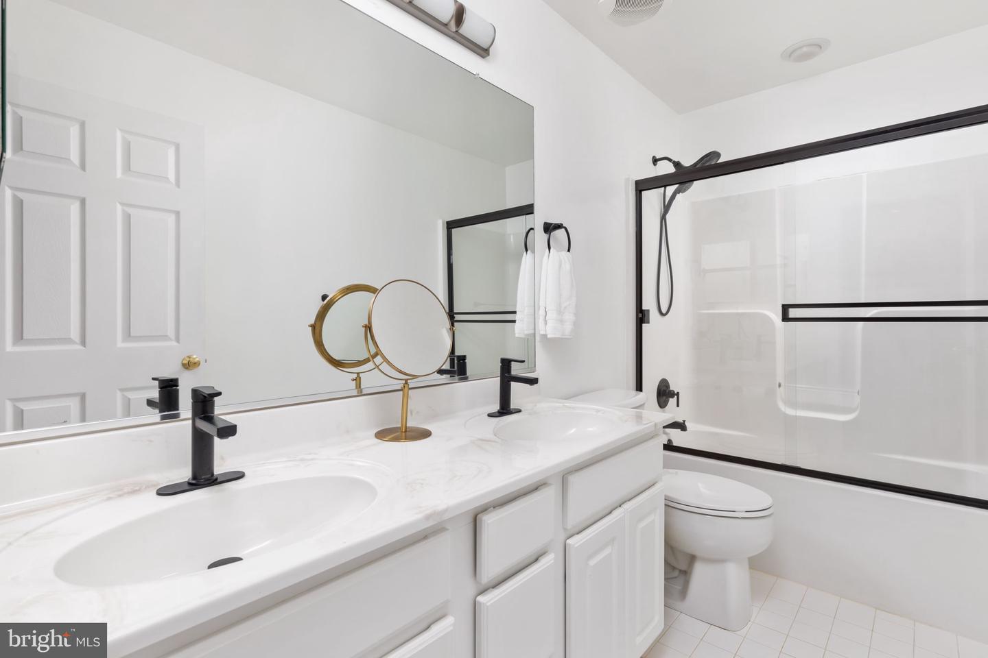 514 SLEIGH DR, CROSS JUNCTION, Virginia 22625, 4 Bedrooms Bedrooms, 10 Rooms Rooms,2 BathroomsBathrooms,Residential,For sale,514 SLEIGH DR,VAFV2039980 MLS # VAFV2039980