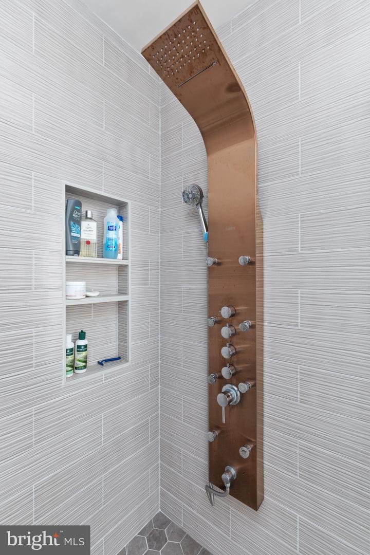 514 SLEIGH DR, CROSS JUNCTION, Virginia 22625, 4 Bedrooms Bedrooms, 10 Rooms Rooms,2 BathroomsBathrooms,Residential,For sale,514 SLEIGH DR,VAFV2039980 MLS # VAFV2039980