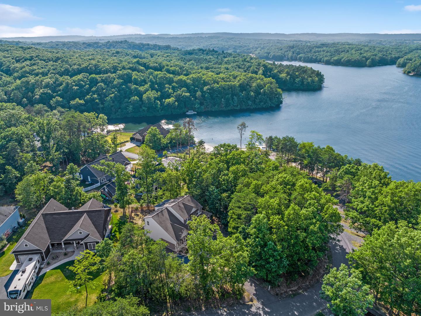 514 SLEIGH DR, CROSS JUNCTION, Virginia 22625, 4 Bedrooms Bedrooms, 10 Rooms Rooms,2 BathroomsBathrooms,Residential,For sale,514 SLEIGH DR,VAFV2039980 MLS # VAFV2039980