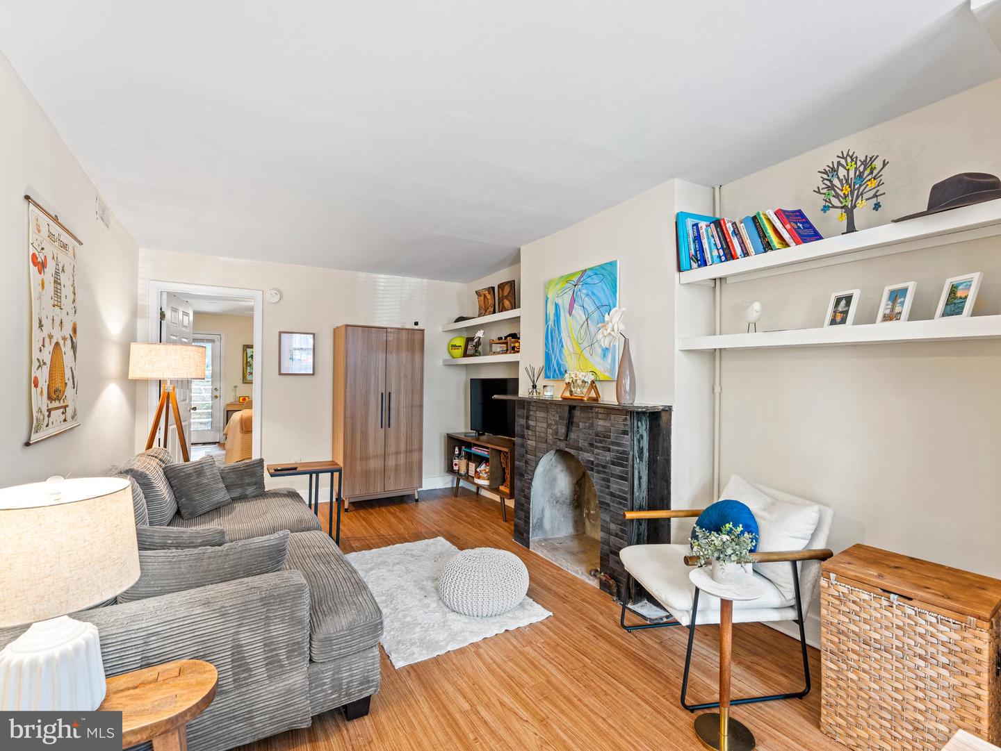 1414 SWANN ST NW, WASHINGTON, District Of Columbia 20009, 3 Bedrooms Bedrooms, 6 Rooms Rooms,2 BathroomsBathrooms,Residential,For sale,1414 SWANN ST NW,DCDC2249250 MLS # DCDC2249250