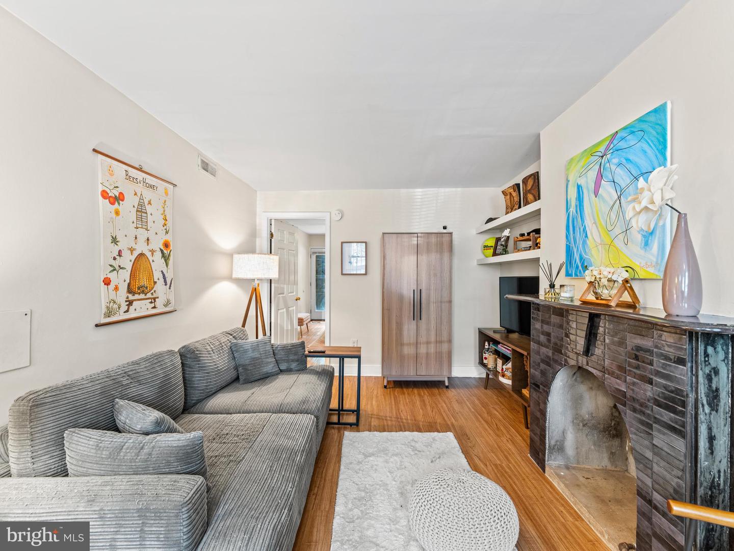 1414 SWANN ST NW, WASHINGTON, District Of Columbia 20009, 3 Bedrooms Bedrooms, 6 Rooms Rooms,2 BathroomsBathrooms,Residential,For sale,1414 SWANN ST NW,DCDC2249250 MLS # DCDC2249250