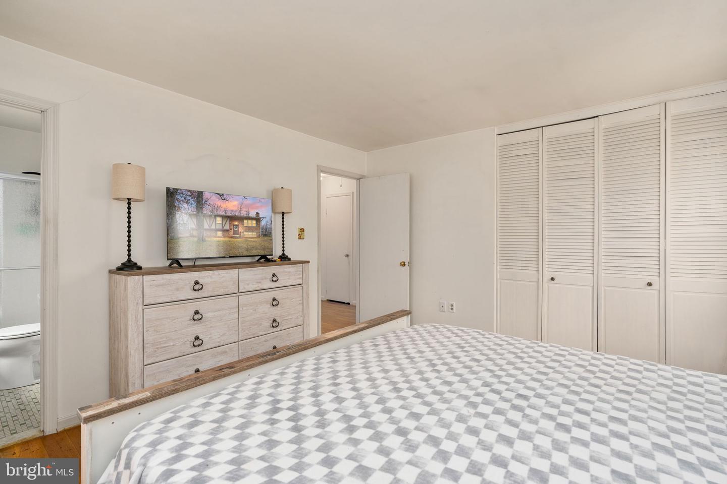 7512 FORRESTER LN, MANASSAS, Virginia 20109, 4 Bedrooms Bedrooms, ,2 BathroomsBathrooms,Residential,For sale,7512 FORRESTER LN,VAPW2113918 MLS # VAPW2113918