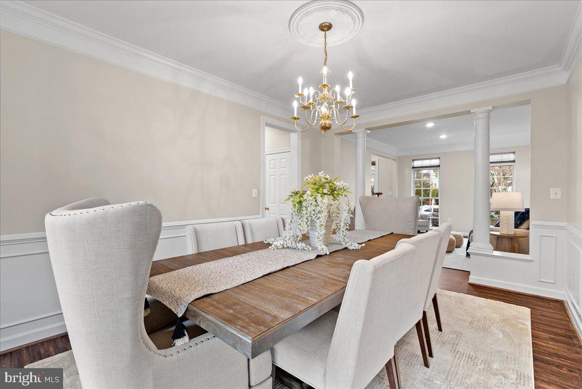 13475 CONEFLOWER CT, CENTREVILLE, Virginia 20120, 5 Bedrooms Bedrooms, ,3 BathroomsBathrooms,Residential,For sale,13475 CONEFLOWER CT,VAFX2294478 MLS # VAFX2294478