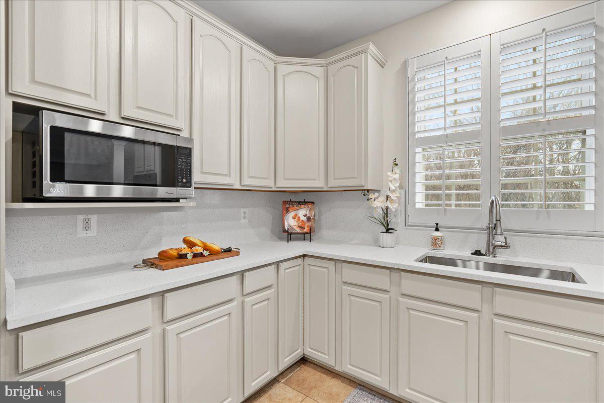 13475 CONEFLOWER CT, CENTREVILLE, Virginia 20120, 5 Bedrooms Bedrooms, ,3 BathroomsBathrooms,Residential,For sale,13475 CONEFLOWER CT,VAFX2294478 MLS # VAFX2294478