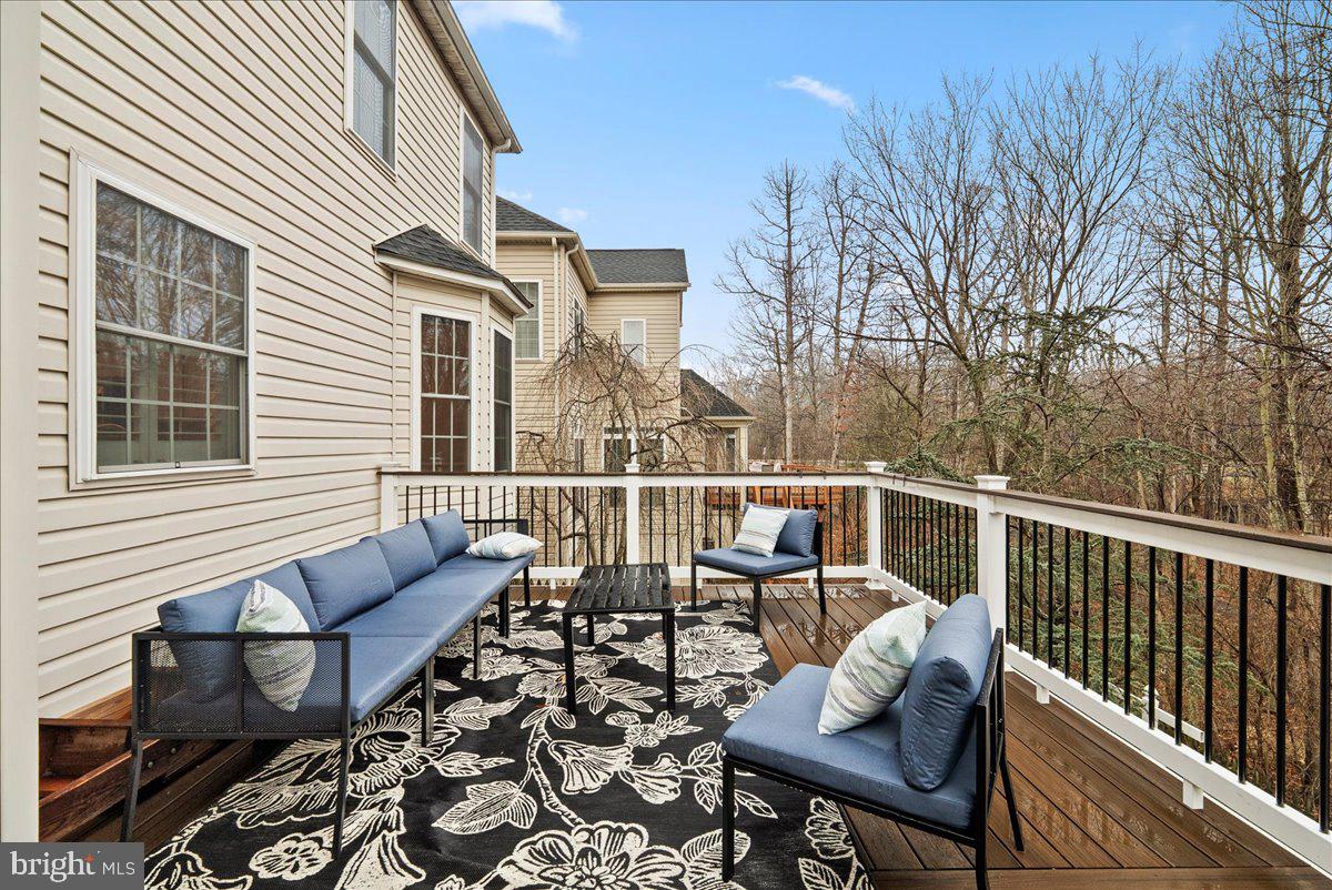 13475 CONEFLOWER CT, CENTREVILLE, Virginia 20120, 5 Bedrooms Bedrooms, ,3 BathroomsBathrooms,Residential,For sale,13475 CONEFLOWER CT,VAFX2294478 MLS # VAFX2294478