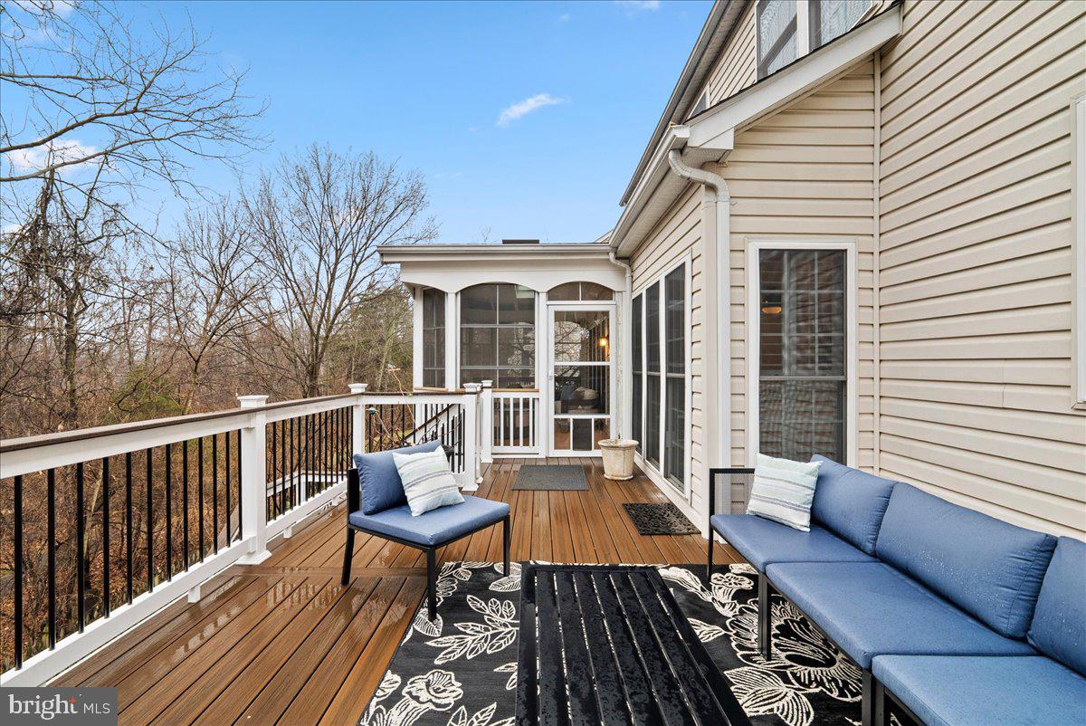 13475 CONEFLOWER CT, CENTREVILLE, Virginia 20120, 5 Bedrooms Bedrooms, ,3 BathroomsBathrooms,Residential,For sale,13475 CONEFLOWER CT,VAFX2294478 MLS # VAFX2294478