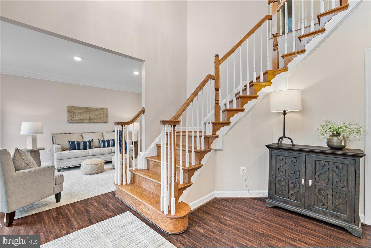 13475 CONEFLOWER CT, CENTREVILLE, Virginia 20120, 5 Bedrooms Bedrooms, ,3 BathroomsBathrooms,Residential,For sale,13475 CONEFLOWER CT,VAFX2294478 MLS # VAFX2294478