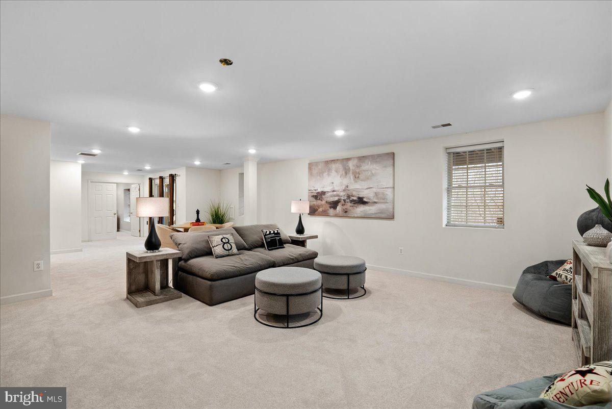 13475 CONEFLOWER CT, CENTREVILLE, Virginia 20120, 5 Bedrooms Bedrooms, ,3 BathroomsBathrooms,Residential,For sale,13475 CONEFLOWER CT,VAFX2294478 MLS # VAFX2294478