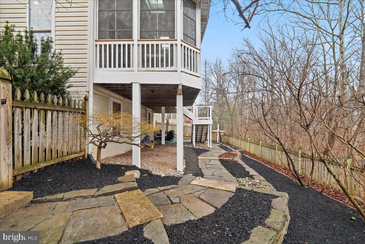 13475 CONEFLOWER CT, CENTREVILLE, Virginia 20120, 5 Bedrooms Bedrooms, ,3 BathroomsBathrooms,Residential,For sale,13475 CONEFLOWER CT,VAFX2294478 MLS # VAFX2294478