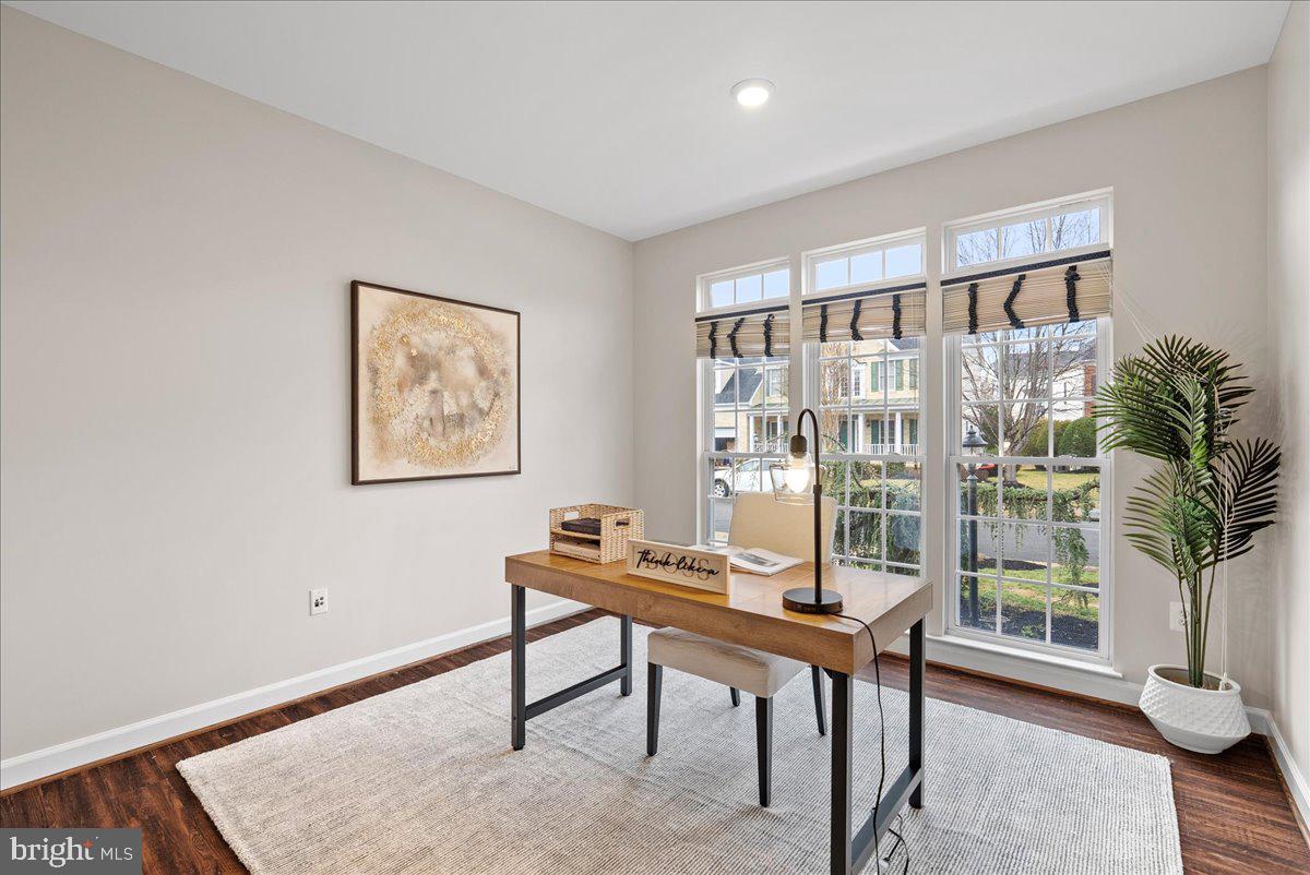 13475 CONEFLOWER CT, CENTREVILLE, Virginia 20120, 5 Bedrooms Bedrooms, ,3 BathroomsBathrooms,Residential,For sale,13475 CONEFLOWER CT,VAFX2294478 MLS # VAFX2294478