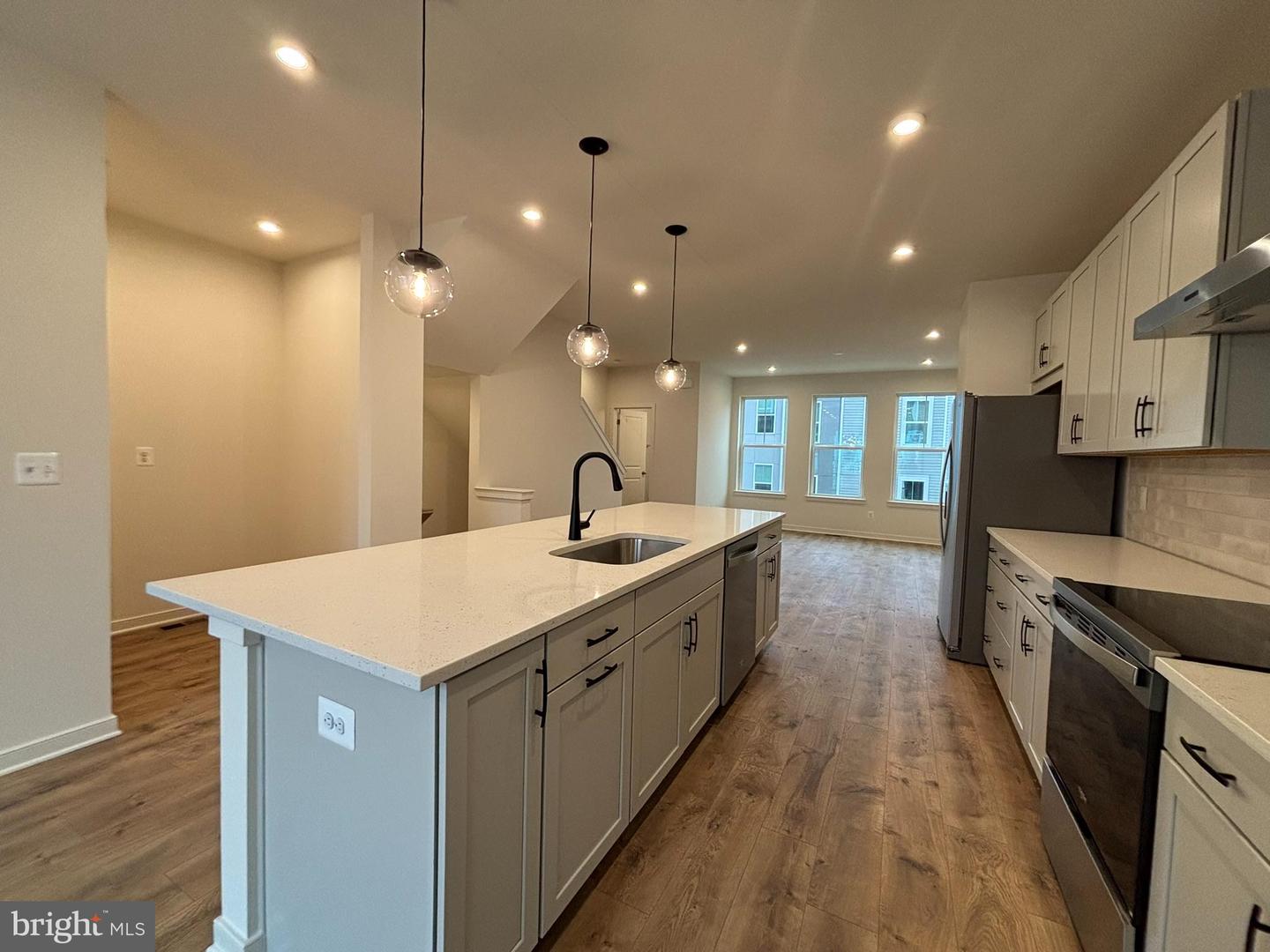 17966 ALICIA AVE, DUMFRIES, Virginia 22026, 3 Bedrooms Bedrooms, ,3 BathroomsBathrooms,Residential,For sale,17966 ALICIA AVE,VAPW2113924 MLS # VAPW2113924