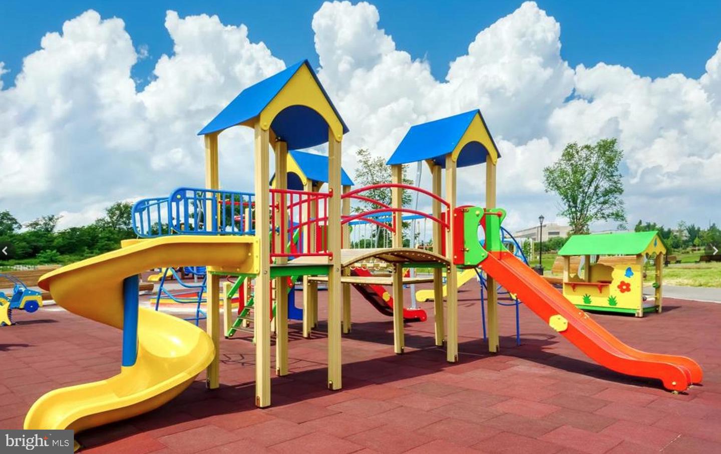 17966 ALICIA AVE, DUMFRIES, Virginia 22026, 3 Bedrooms Bedrooms, ,3 BathroomsBathrooms,Residential,For sale,17966 ALICIA AVE,VAPW2113924 MLS # VAPW2113924