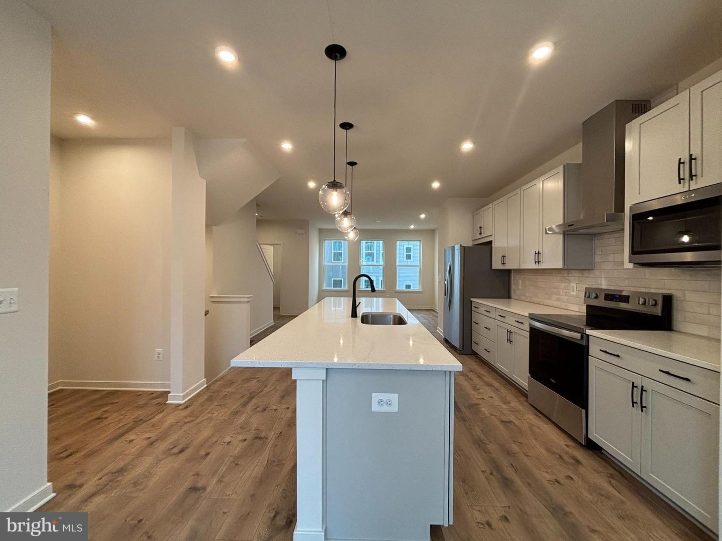 17966 ALICIA AVE, DUMFRIES, Virginia 22026, 3 Bedrooms Bedrooms, ,3 BathroomsBathrooms,Residential,For sale,17966 ALICIA AVE,VAPW2113924 MLS # VAPW2113924