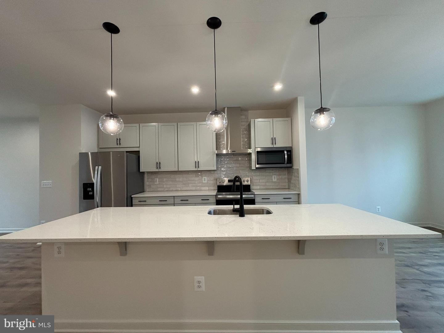 17966 ALICIA AVE, DUMFRIES, Virginia 22026, 3 Bedrooms Bedrooms, ,3 BathroomsBathrooms,Residential,For sale,17966 ALICIA AVE,VAPW2113924 MLS # VAPW2113924