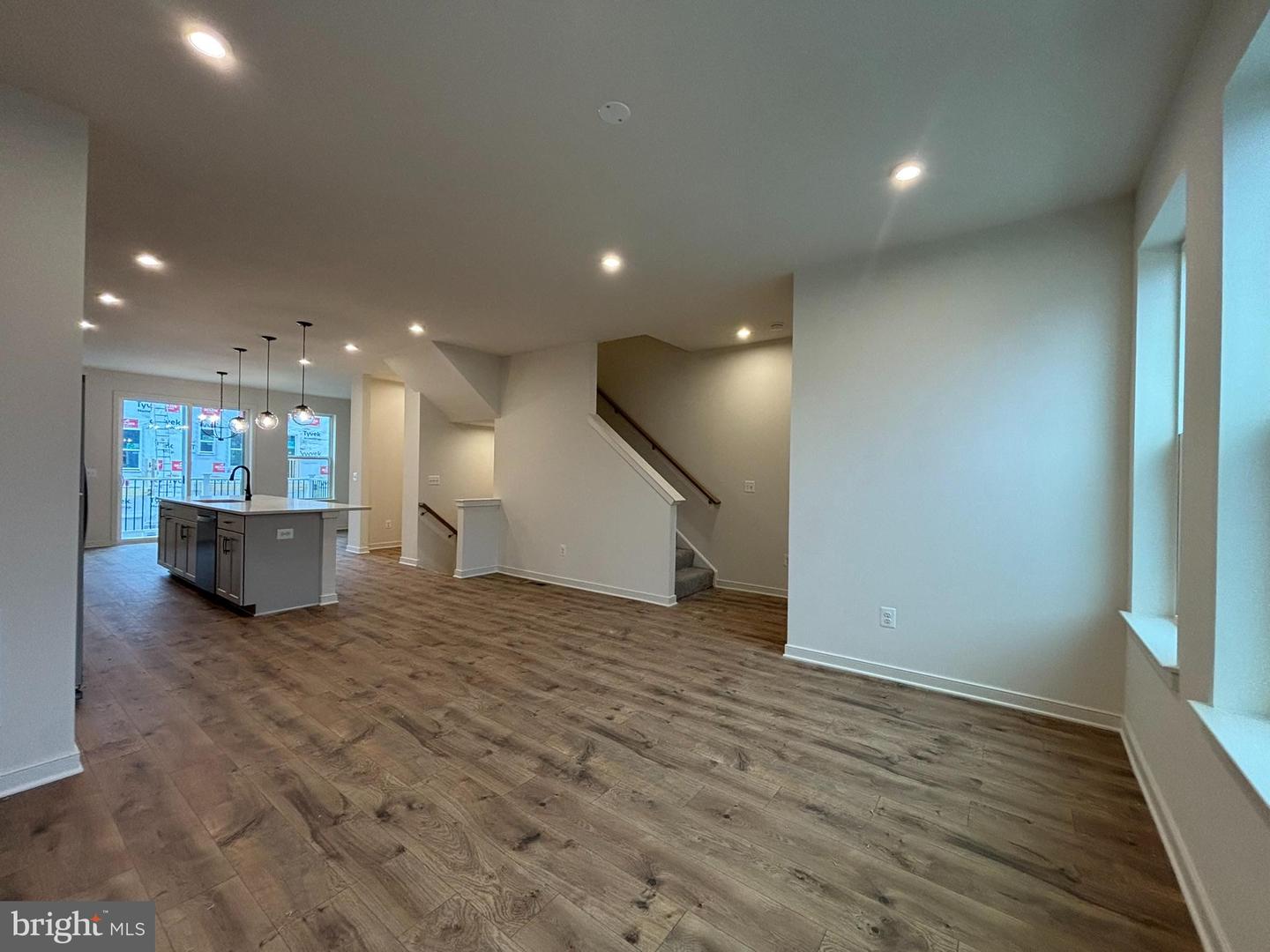 17966 ALICIA AVE, DUMFRIES, Virginia 22026, 3 Bedrooms Bedrooms, ,3 BathroomsBathrooms,Residential,For sale,17966 ALICIA AVE,VAPW2113924 MLS # VAPW2113924