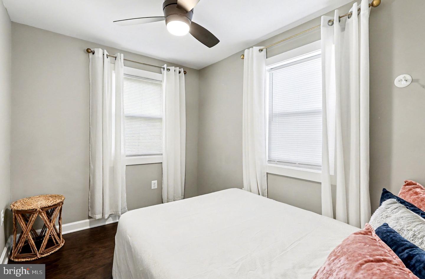 131 DARRINGTON ST SW DARRINGTON ST SW, WASHINGTON, District Of Columbia 20032, 3 Bedrooms Bedrooms, ,2 BathroomsBathrooms,Residential,For sale,131 DARRINGTON ST SW DARRINGTON ST SW,DCDC2249304 MLS # DCDC2249304