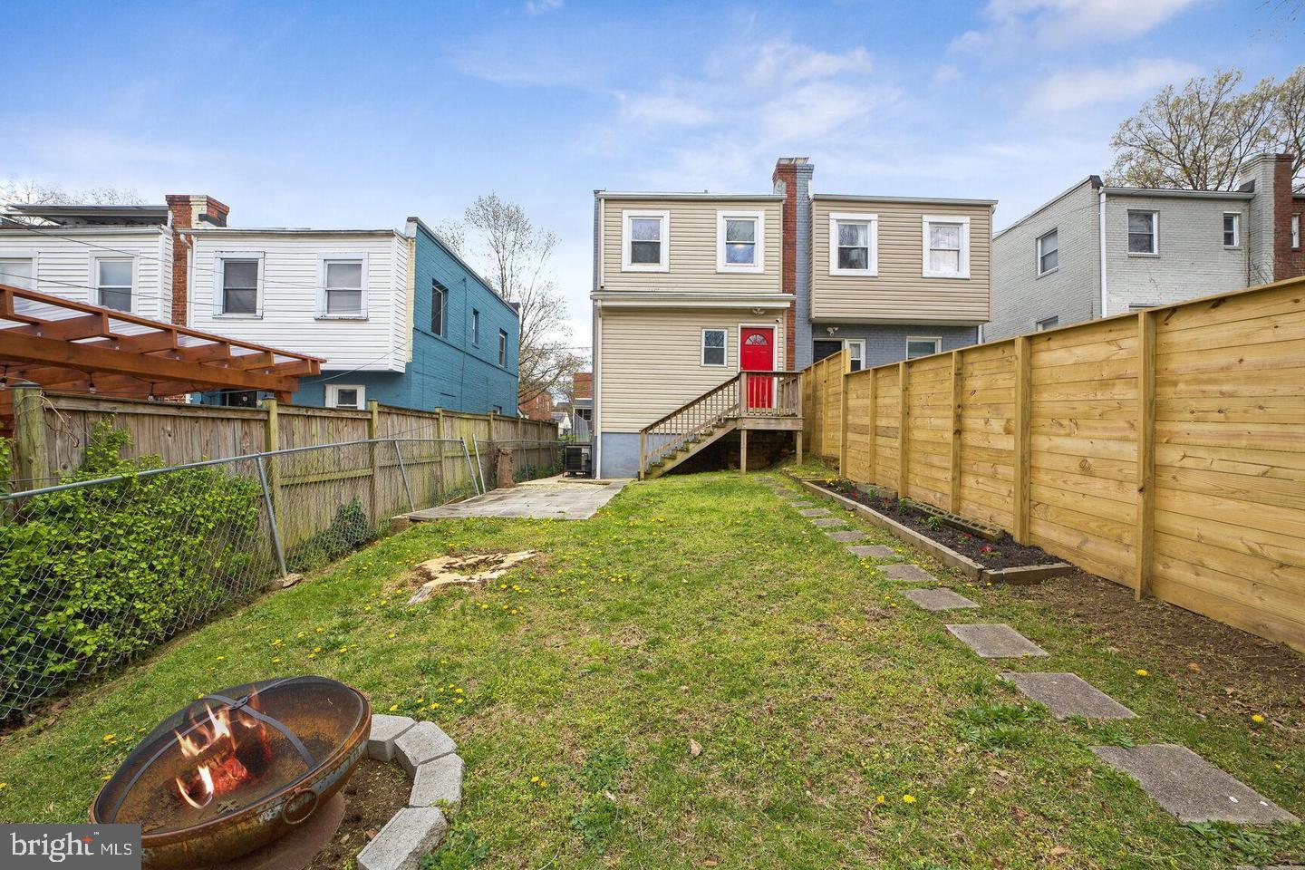 131 DARRINGTON ST SW DARRINGTON ST SW, WASHINGTON, District Of Columbia 20032, 3 Bedrooms Bedrooms, ,2 BathroomsBathrooms,Residential,For sale,131 DARRINGTON ST SW DARRINGTON ST SW,DCDC2249304 MLS # DCDC2249304