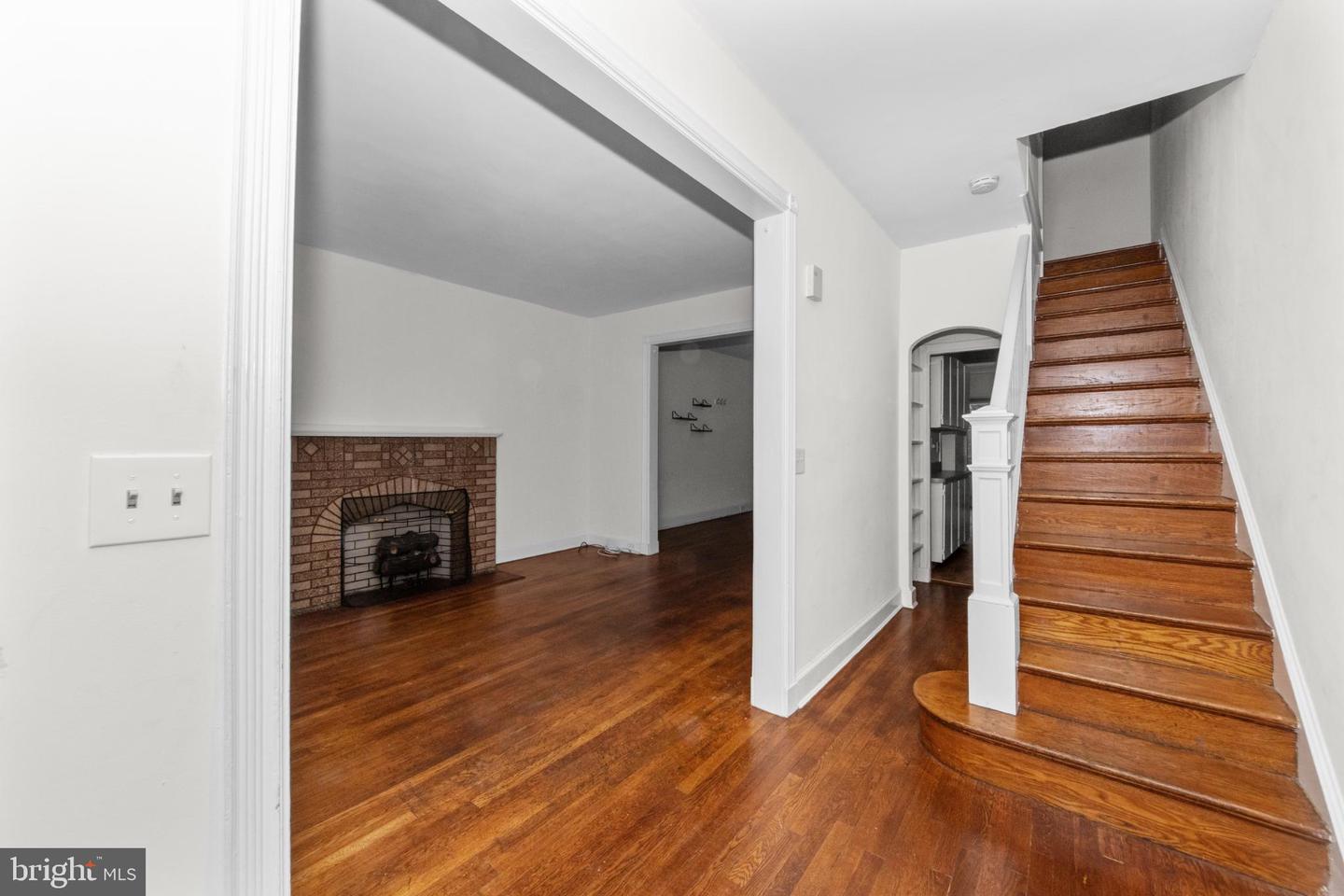 2446 TUNLAW RD NW, WASHINGTON, District Of Columbia 20007, ,Residential,For sale,2446 TUNLAW RD NW,DCDC2249306 MLS # DCDC2249306