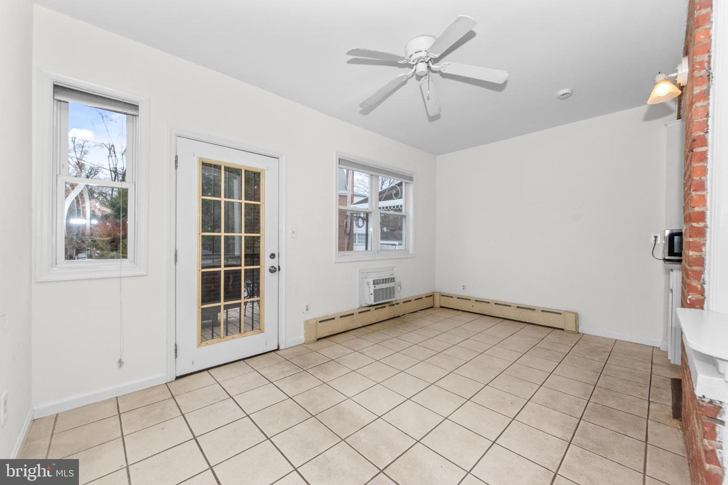 2446 TUNLAW RD NW, WASHINGTON, District Of Columbia 20007, ,Residential,For sale,2446 TUNLAW RD NW,DCDC2249306 MLS # DCDC2249306