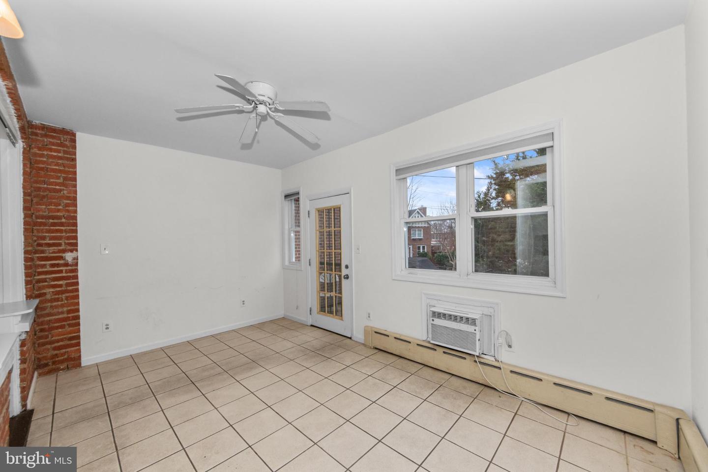 2446 TUNLAW RD NW, WASHINGTON, District Of Columbia 20007, ,Residential,For sale,2446 TUNLAW RD NW,DCDC2249306 MLS # DCDC2249306