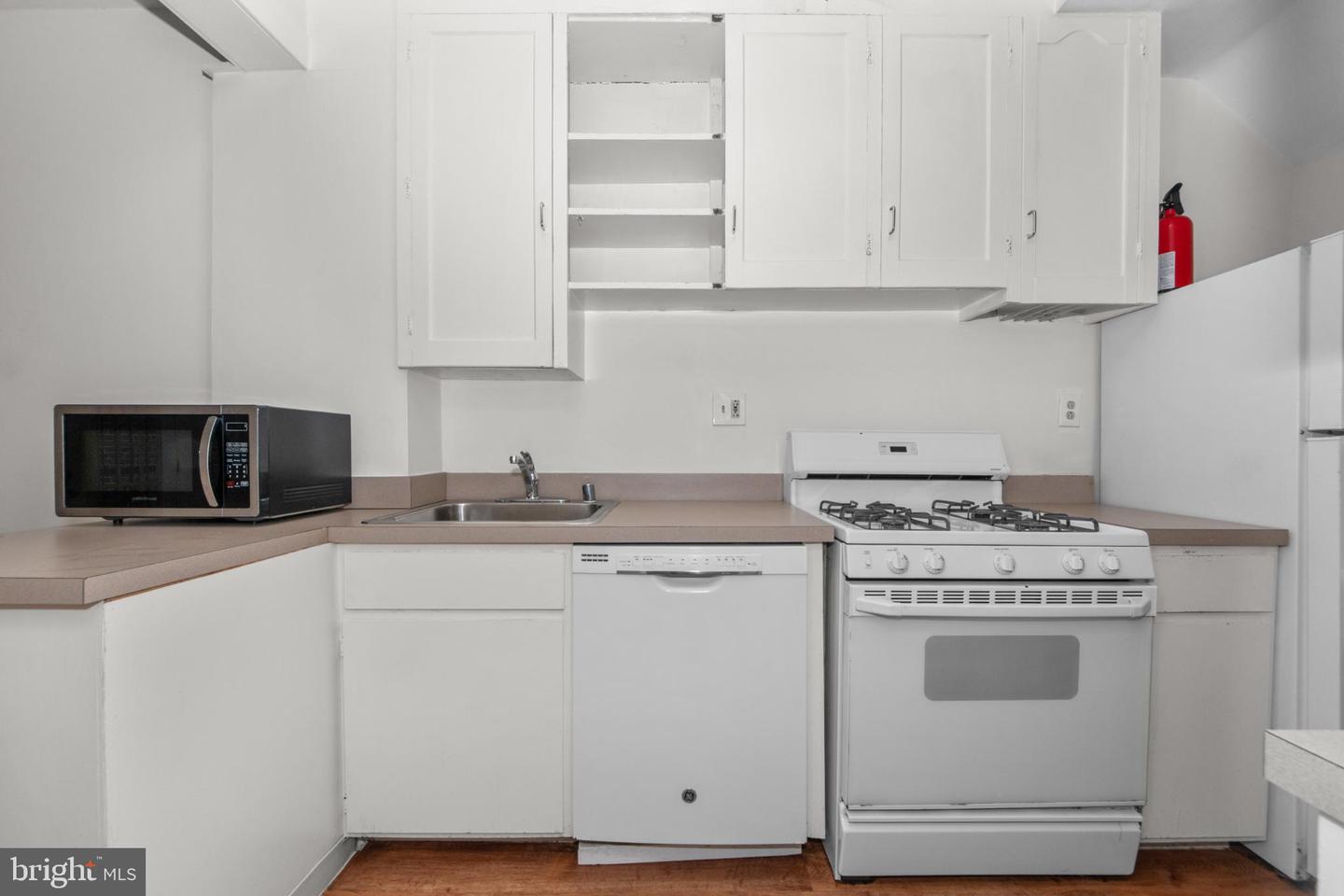 2446 TUNLAW RD NW, WASHINGTON, District Of Columbia 20007, ,Residential,For sale,2446 TUNLAW RD NW,DCDC2249306 MLS # DCDC2249306