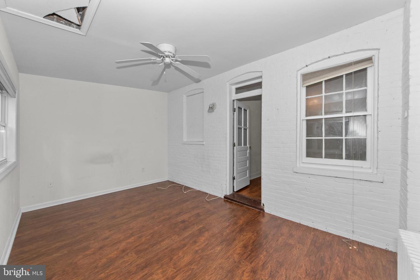 2446 TUNLAW RD NW, WASHINGTON, District Of Columbia 20007, ,Residential,For sale,2446 TUNLAW RD NW,DCDC2249306 MLS # DCDC2249306