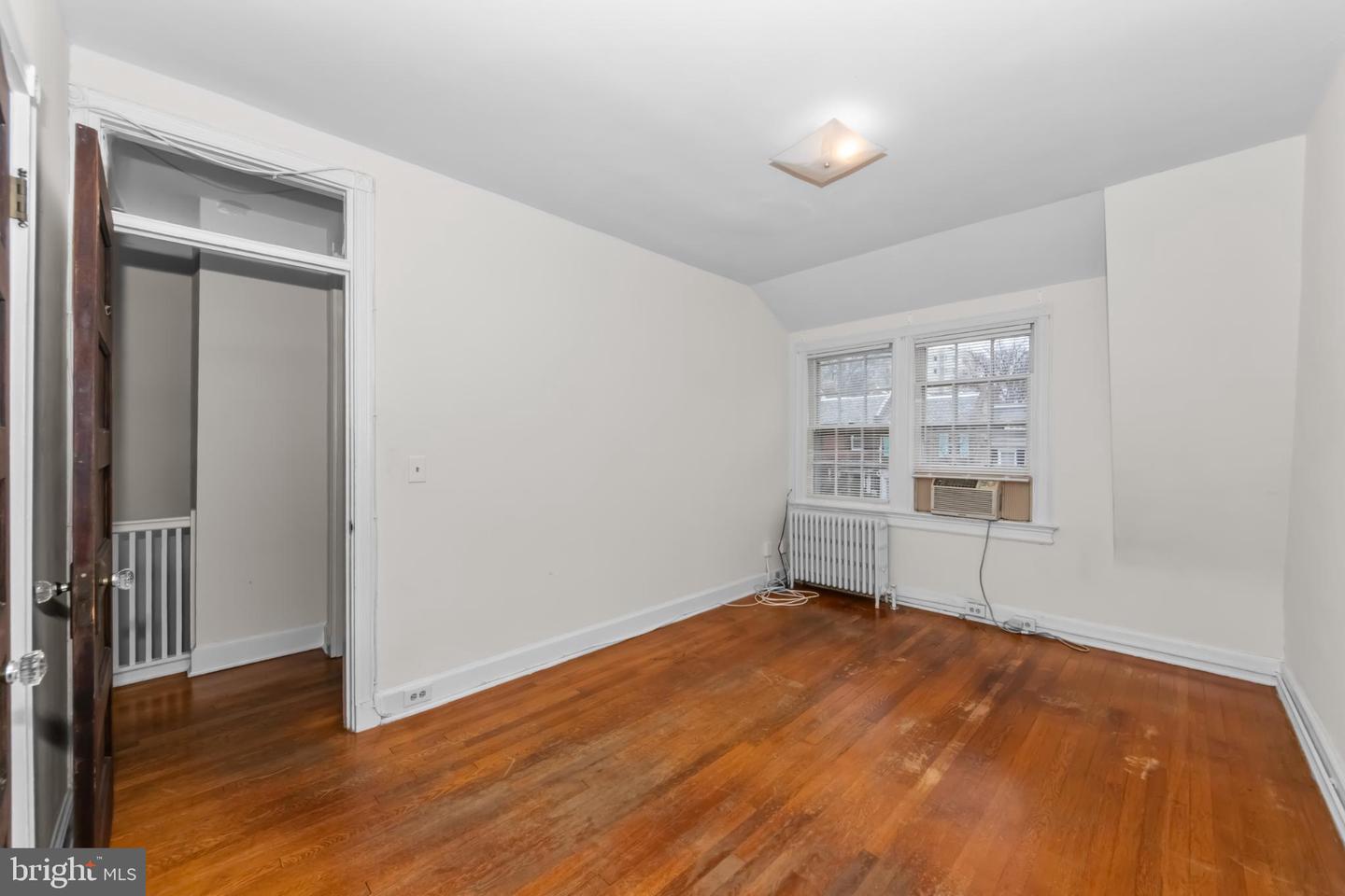 2446 TUNLAW RD NW, WASHINGTON, District Of Columbia 20007, ,Residential,For sale,2446 TUNLAW RD NW,DCDC2249306 MLS # DCDC2249306